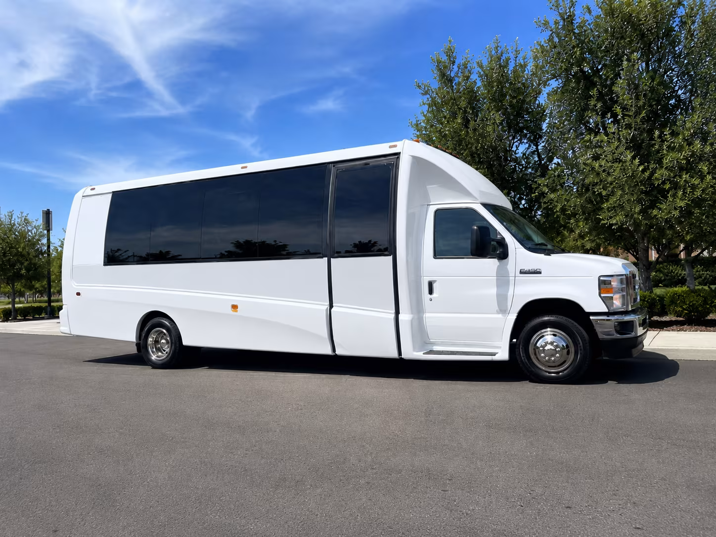 bus rentals for corporate sporting events and client entertainment in orange county