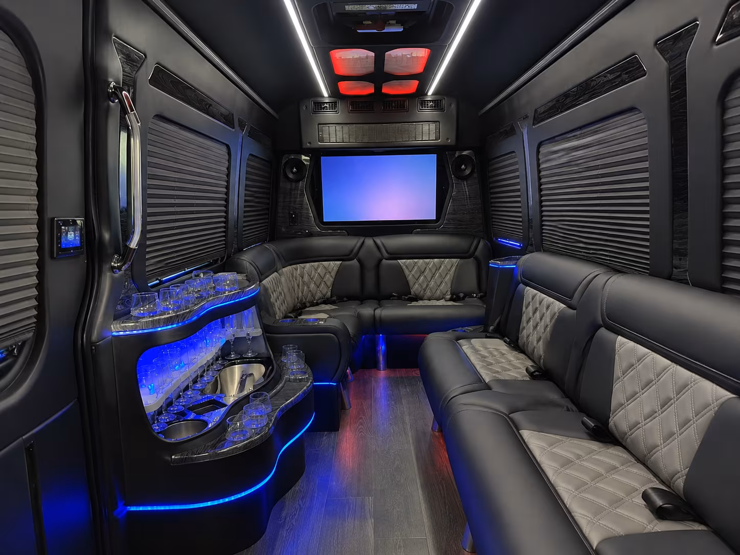 corporate airport transfer buses to john wayne airport sna and lax
