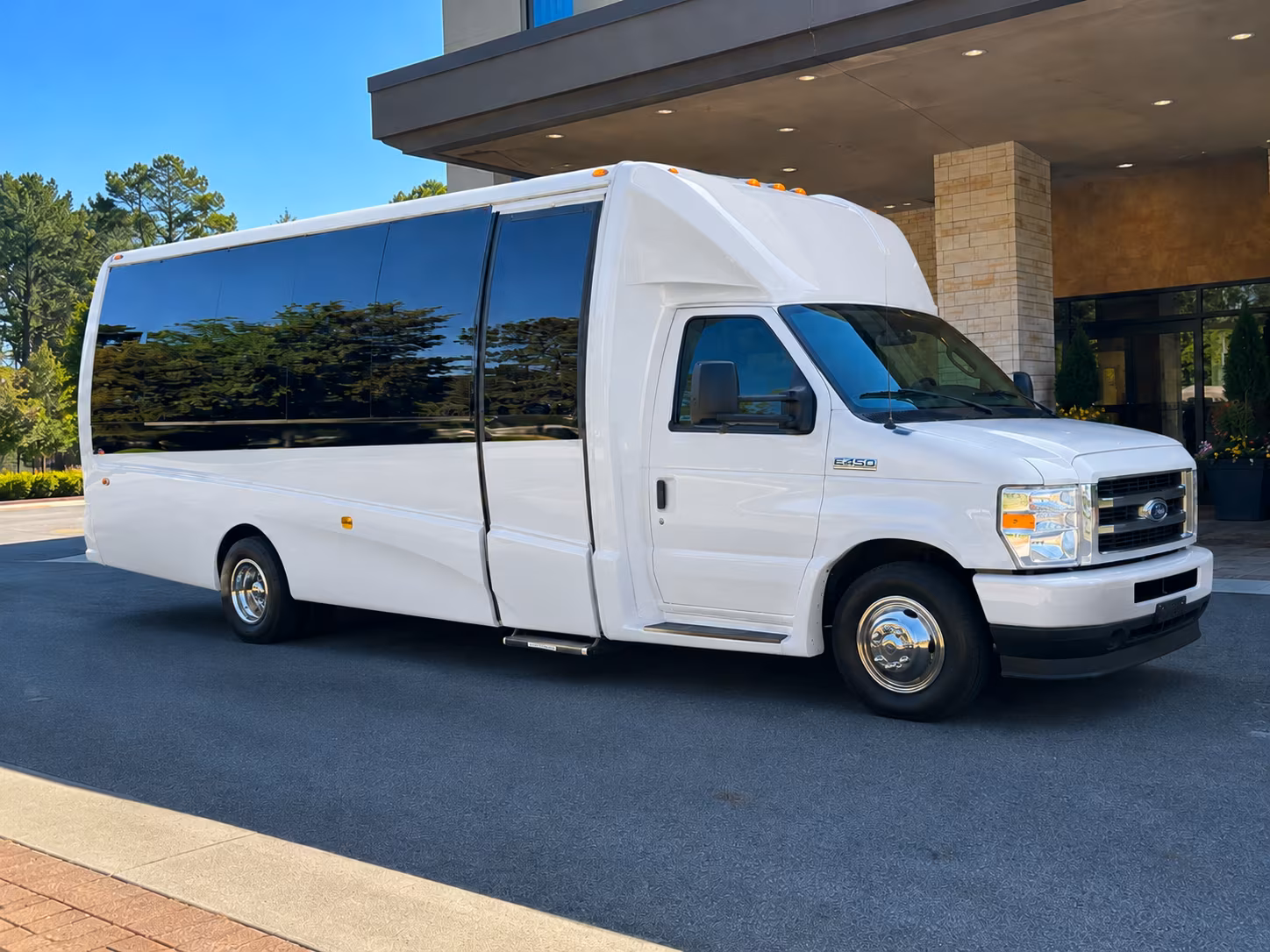 employee shuttle buses for huntington beach companies of all sizes
