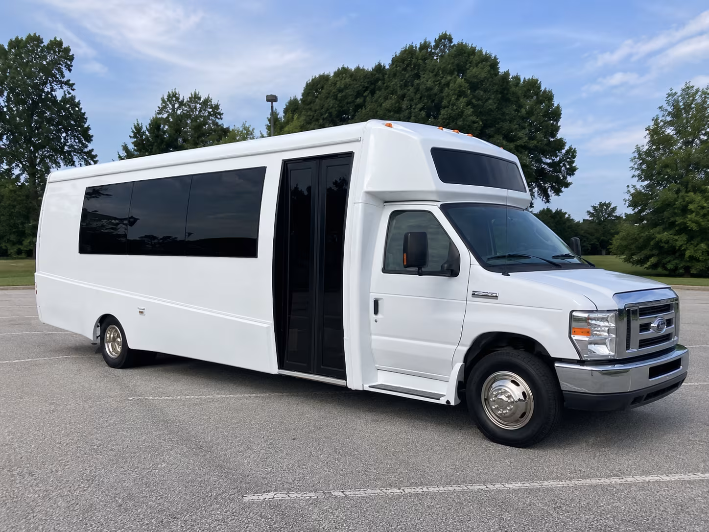 huntington beach 18 passenger party bus