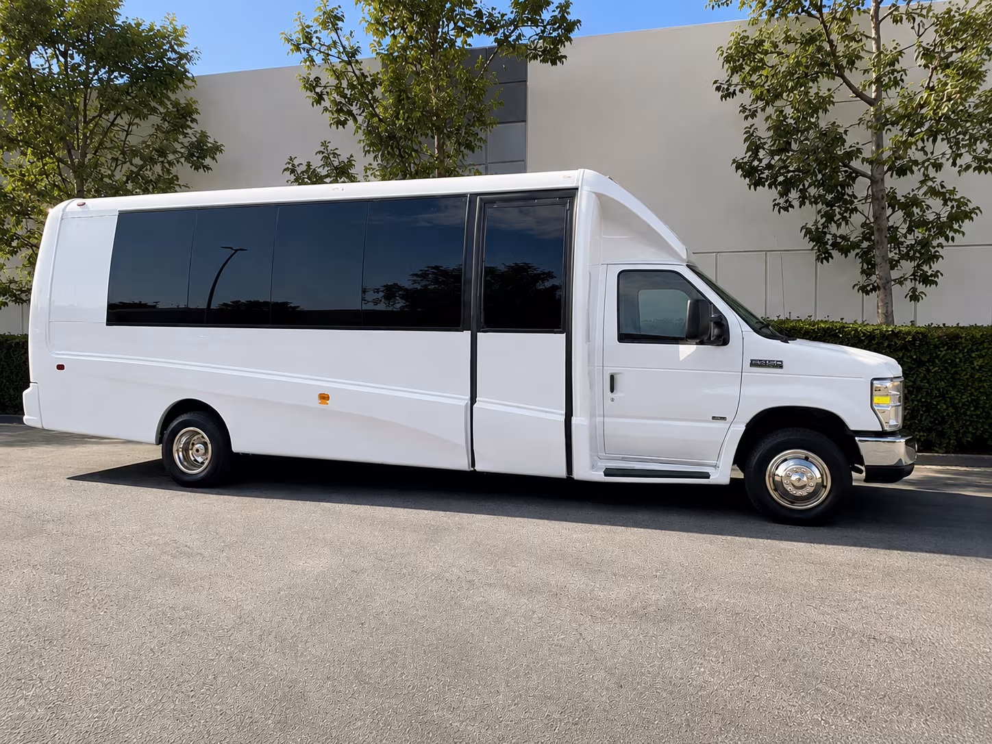 minibus wine tours through san diego s ramona and escondido appellations