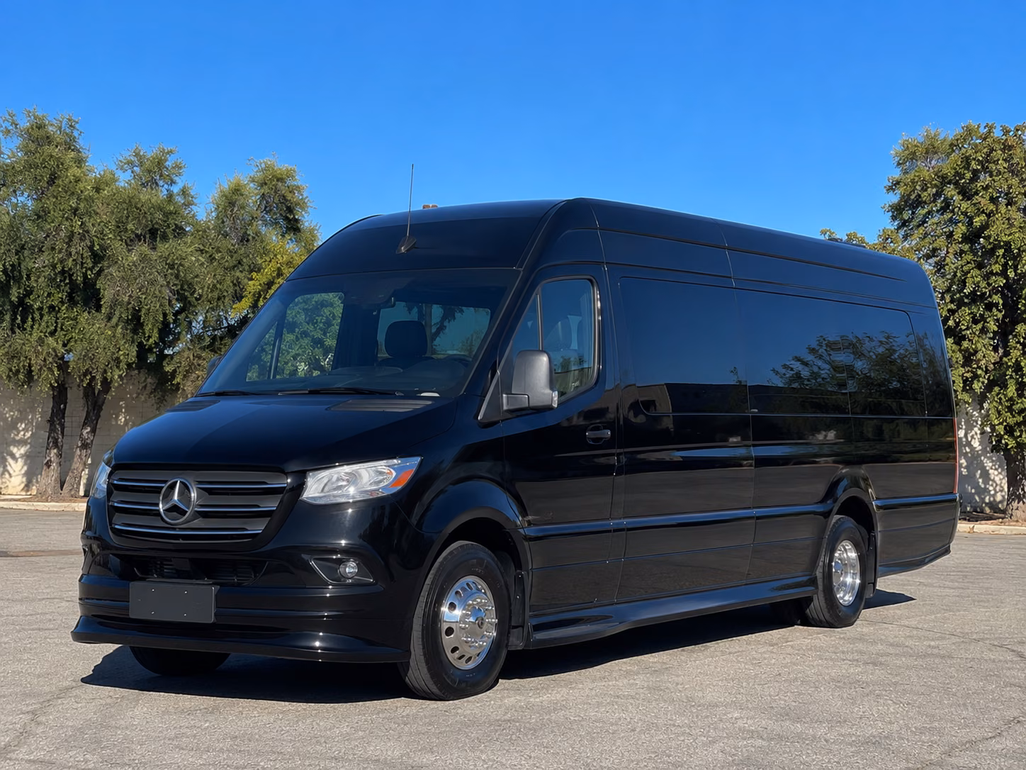 transportation serving huntington beach and nearby cities